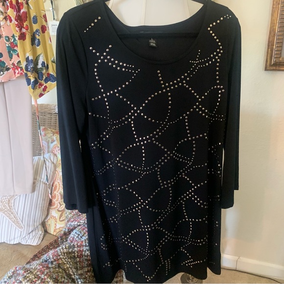 Tunic. GOLD Stud embellished. - Picture 3 of 9